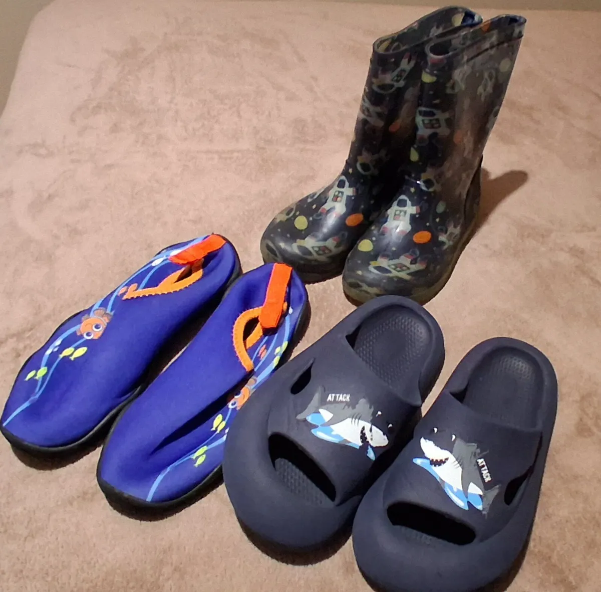 Boys shoes (size 12+13) - Image 1