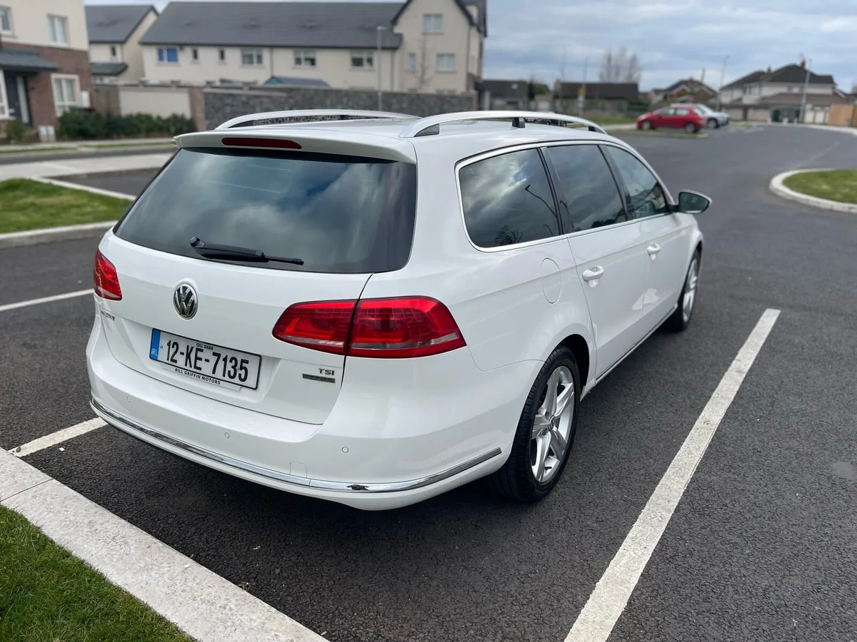 Volkswagen Passat Estate Automatic - Image 3