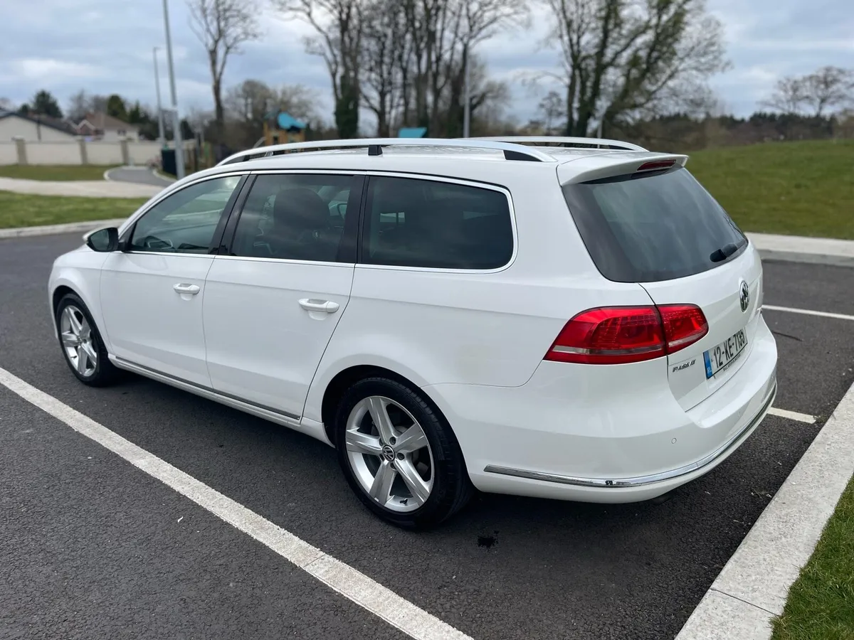 Volkswagen Passat Estate Automatic - Image 4