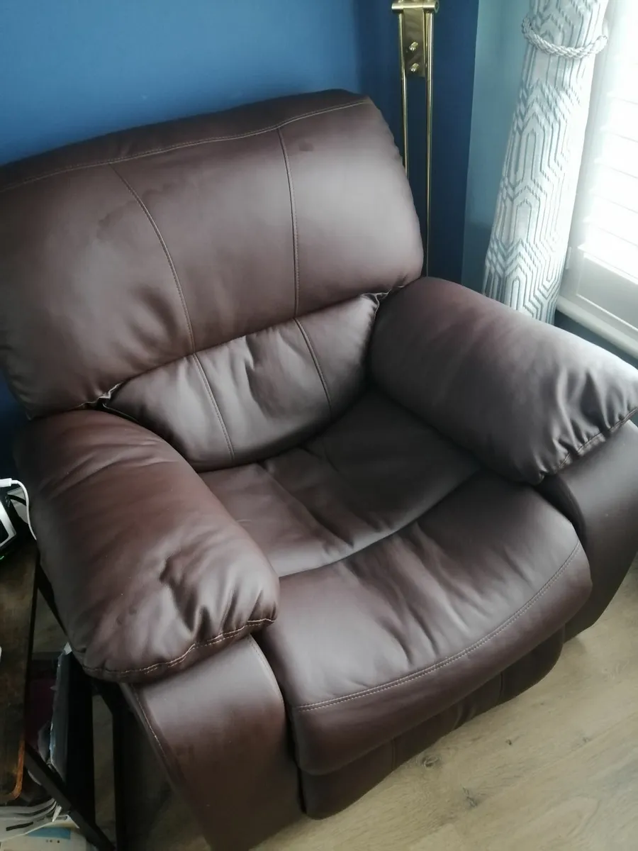 Recliner and tv unit for sale - Image 2
