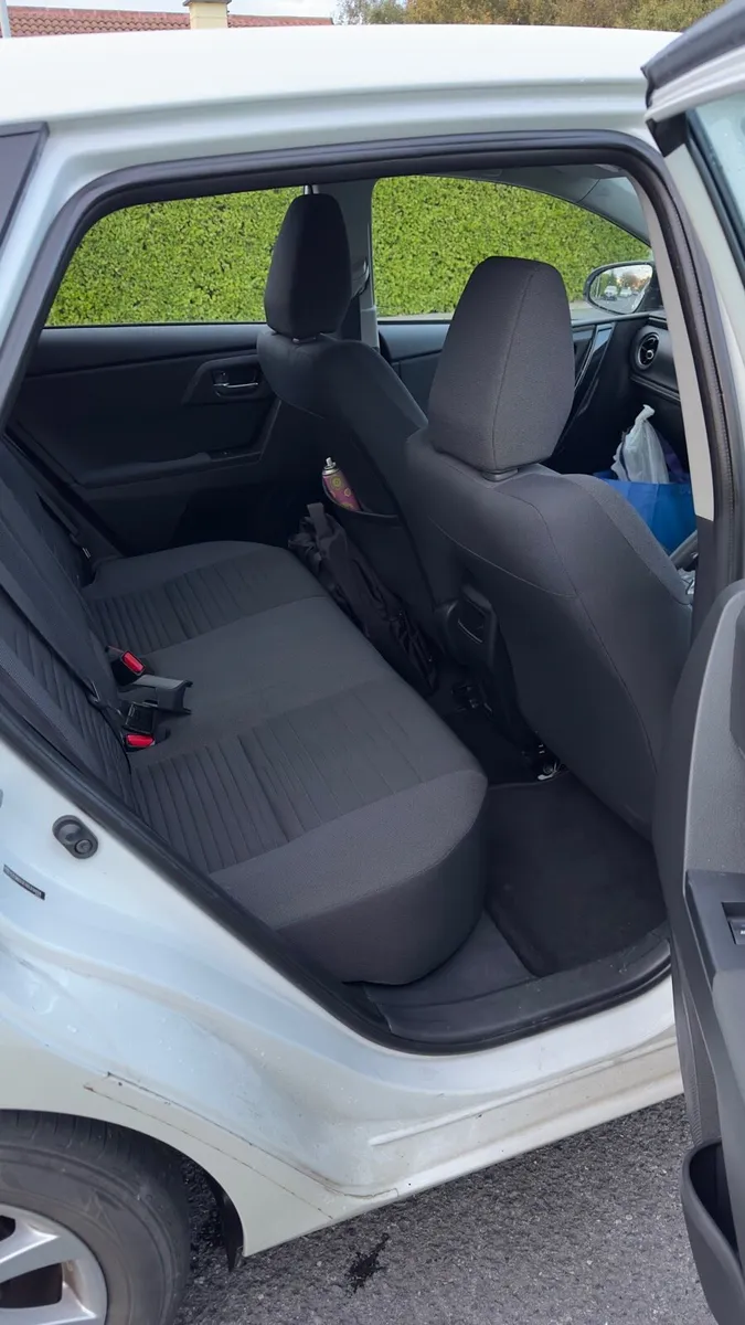 Toyota Auris - Image 4