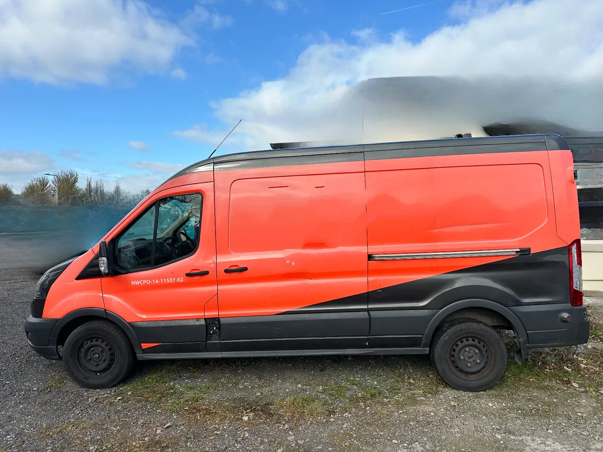Ford Transit 2018 Metallic Grey - Image 2