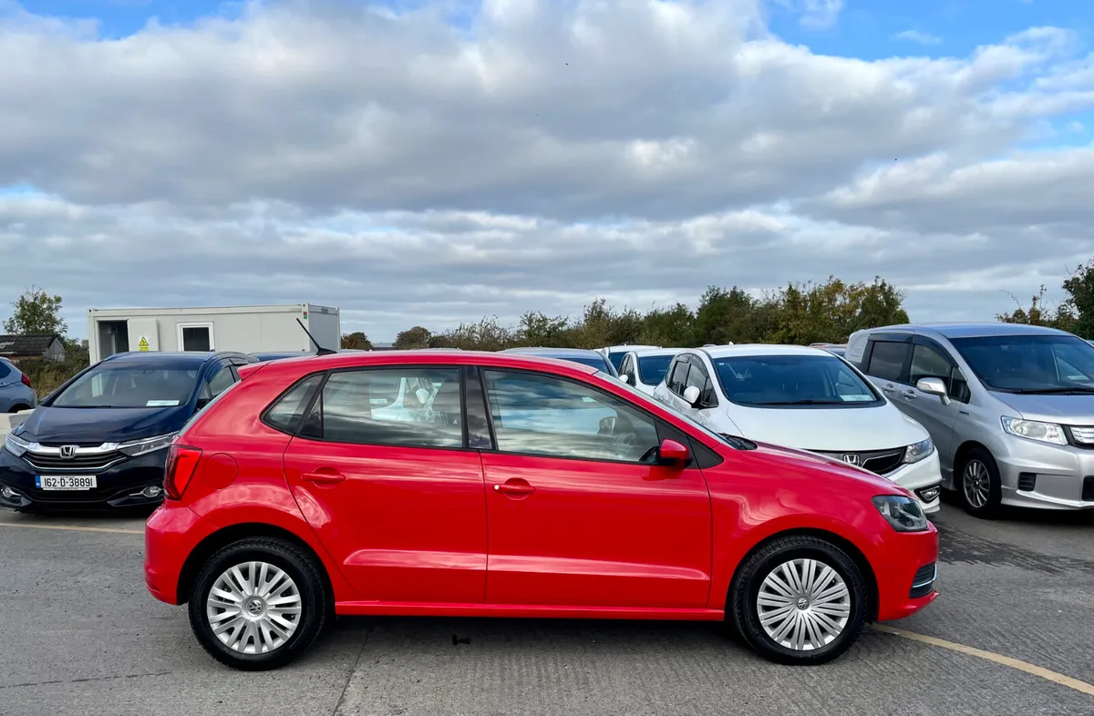Volkswagen Polo 2015 - Image 4