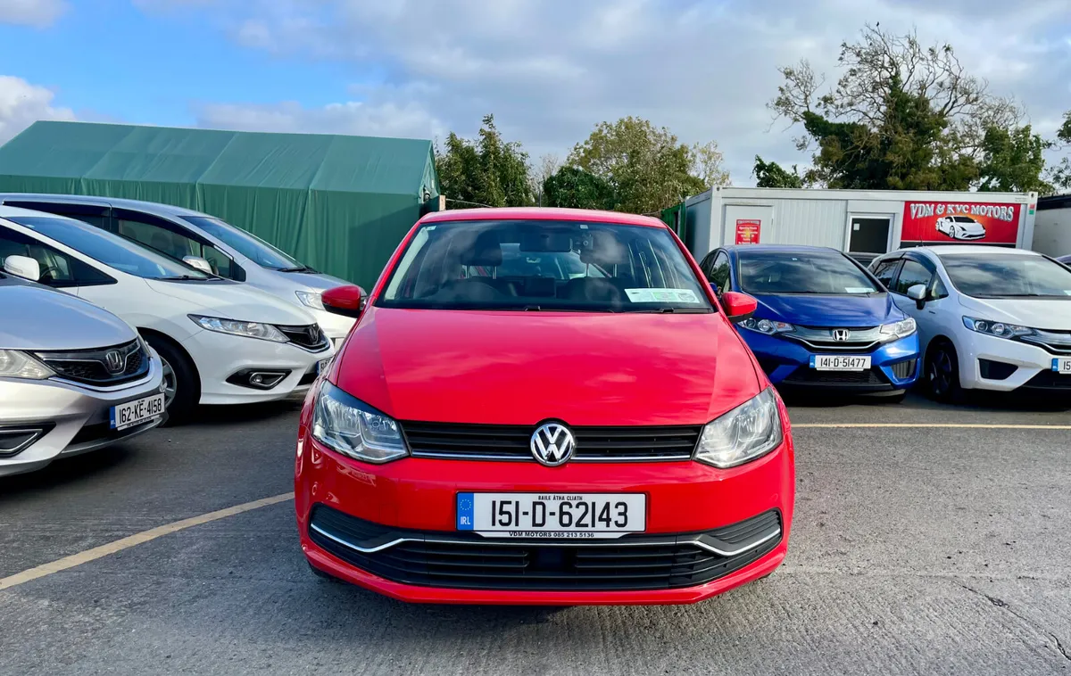 Volkswagen Polo 2015 - Image 2