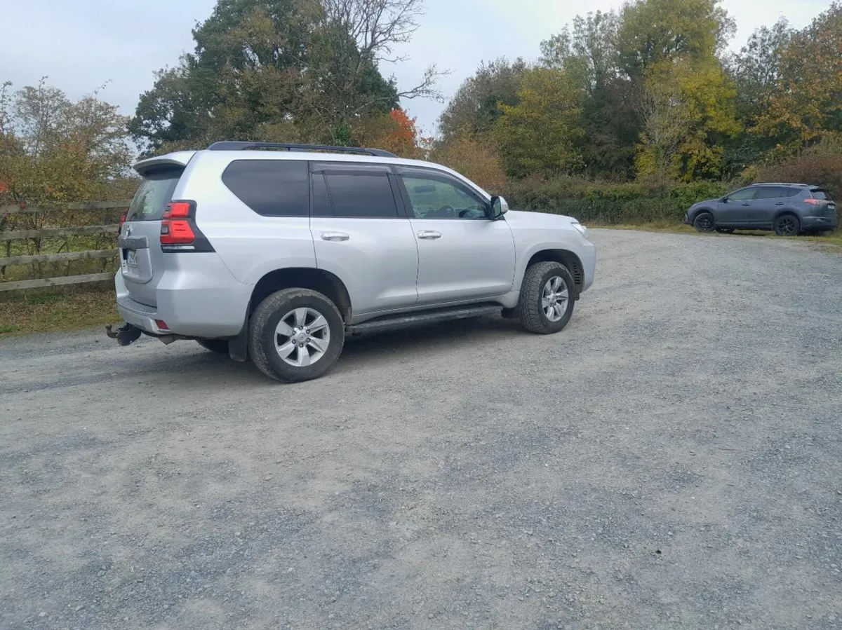 Toyota landcruiser - Image 1