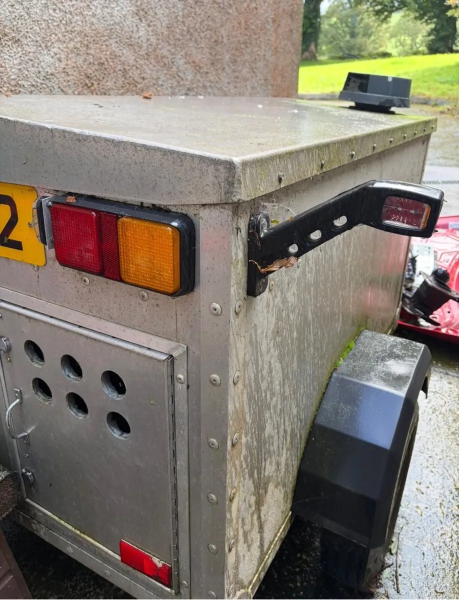 Dog trailer - Image 2