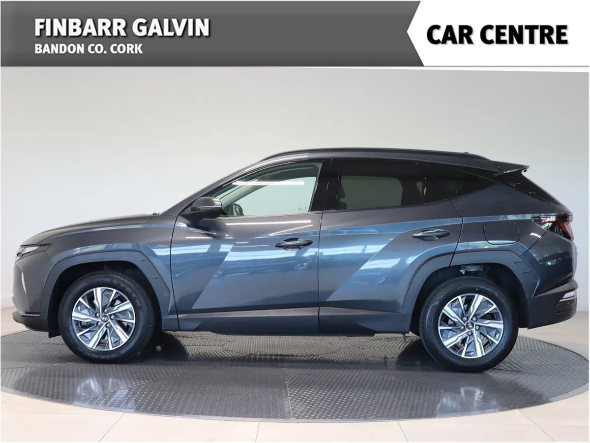 Tucson 1.6 PETROL HYBRID AUTO - Image 3