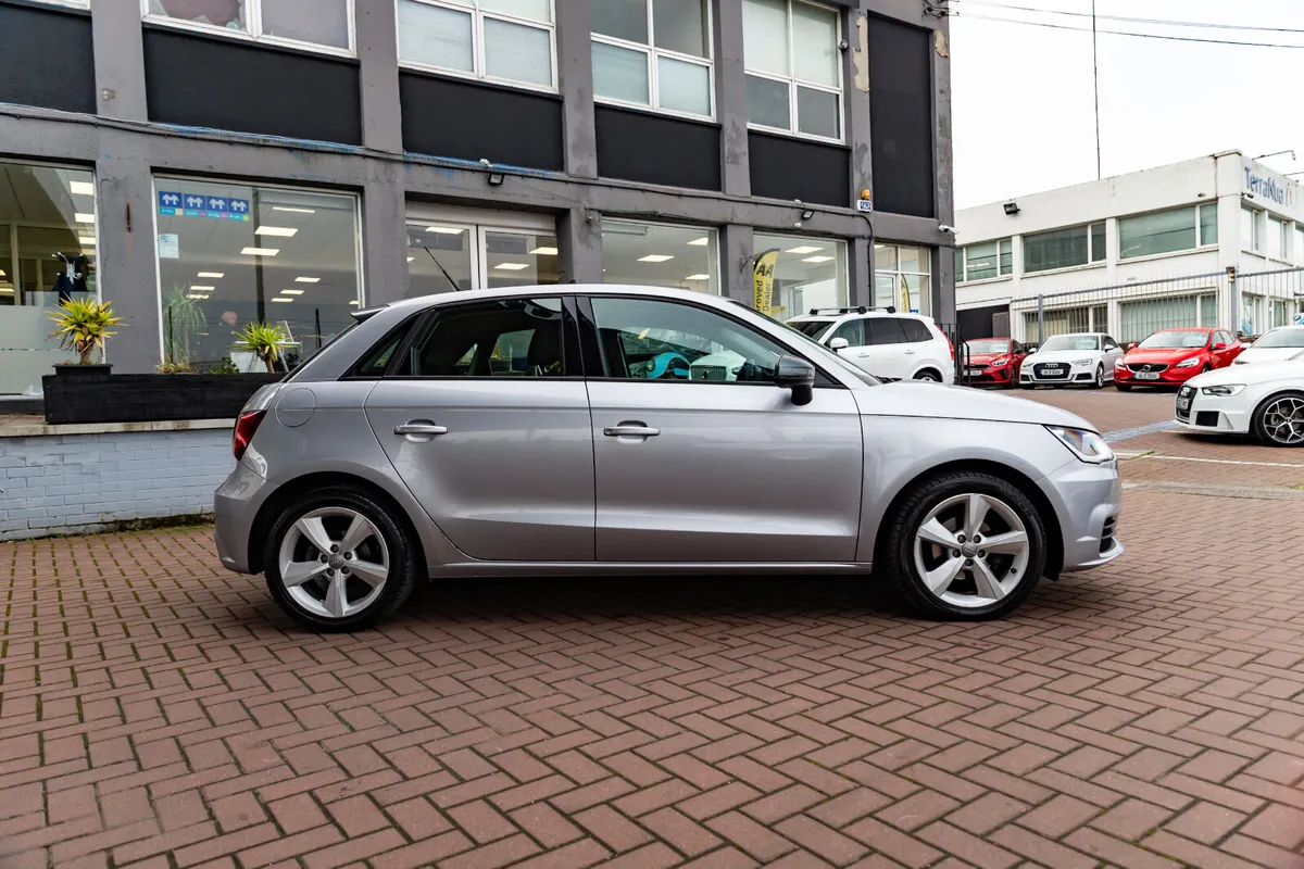 Audi A1 2017 - Image 2