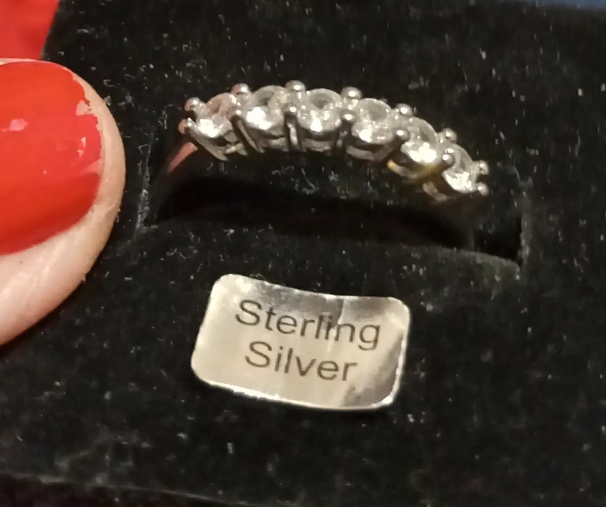 Silver Diamond ring - Image 1