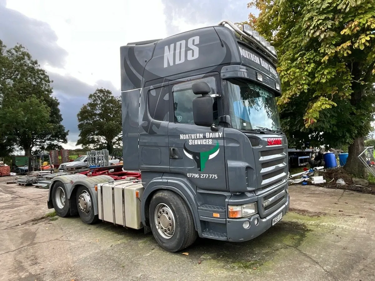 SCANIA R500 6x2 MANUAL TRACTOR UNIT - Image 1