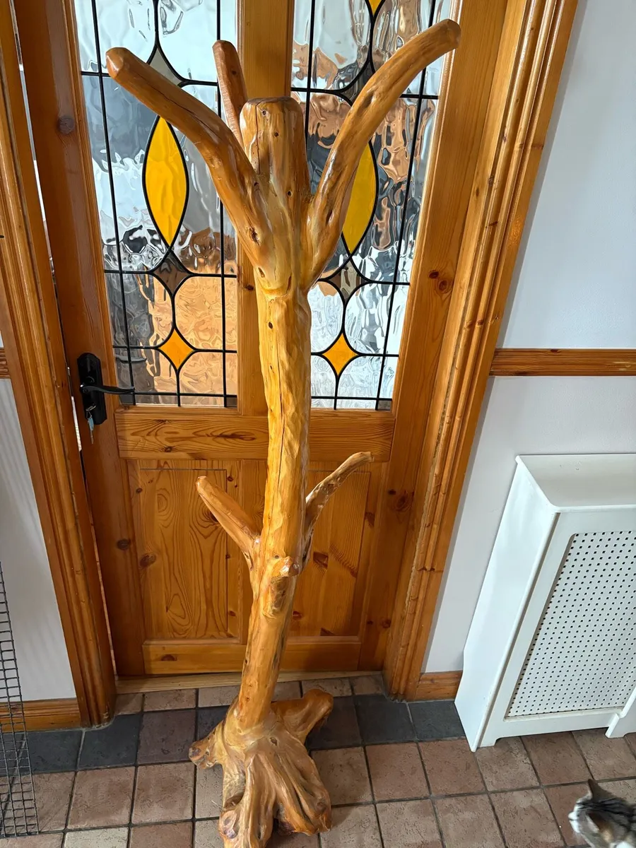 Coat hanger - Image 3