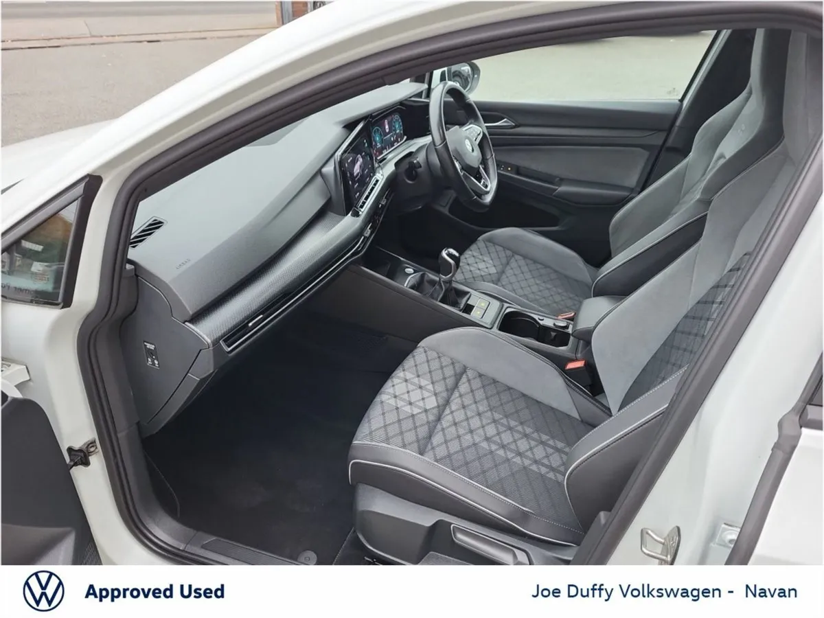 Volkswagen Golf 2.0 TDI 150HP R-line(sold) - Image 4
