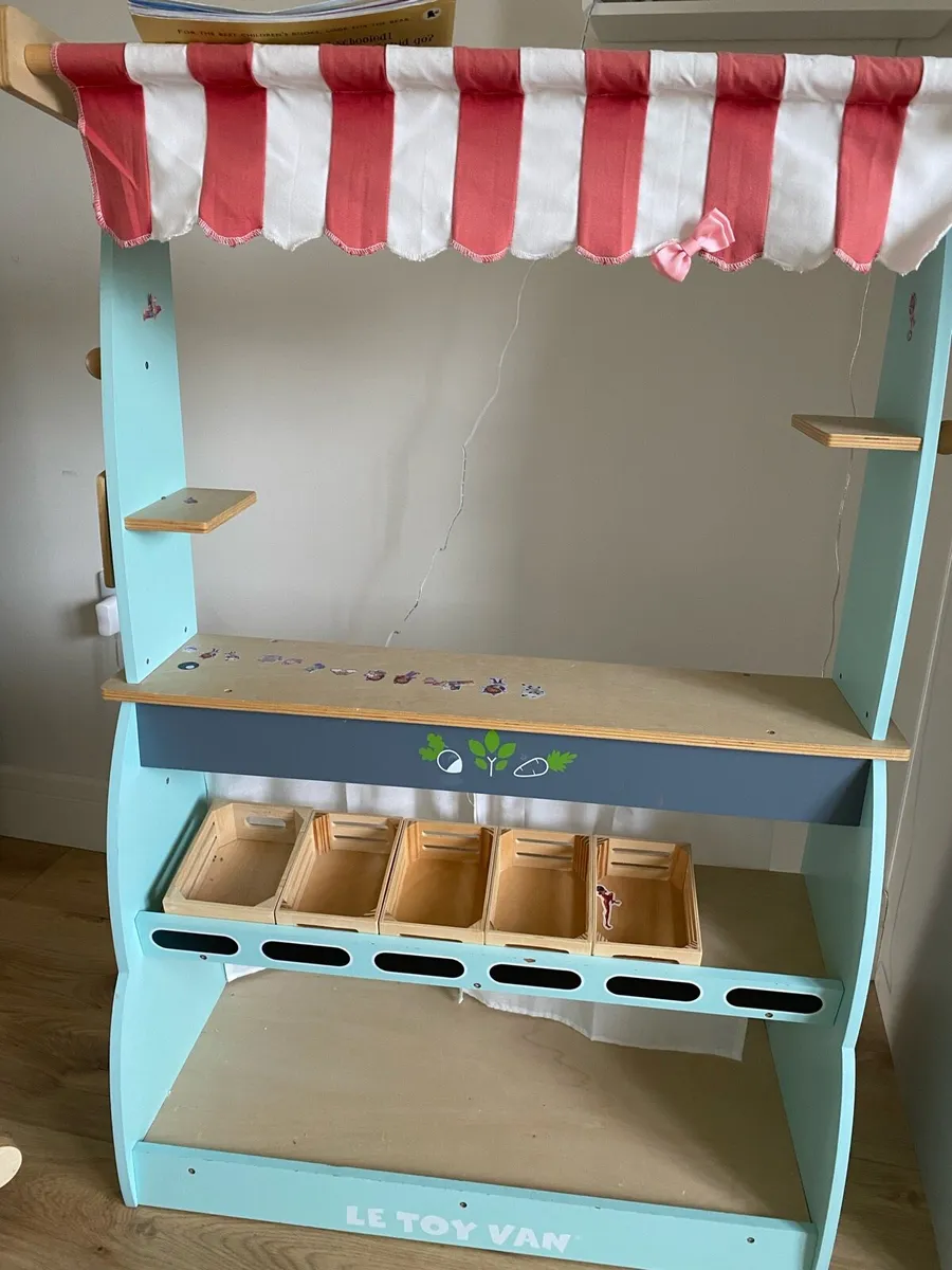 Shop stand - Image 1
