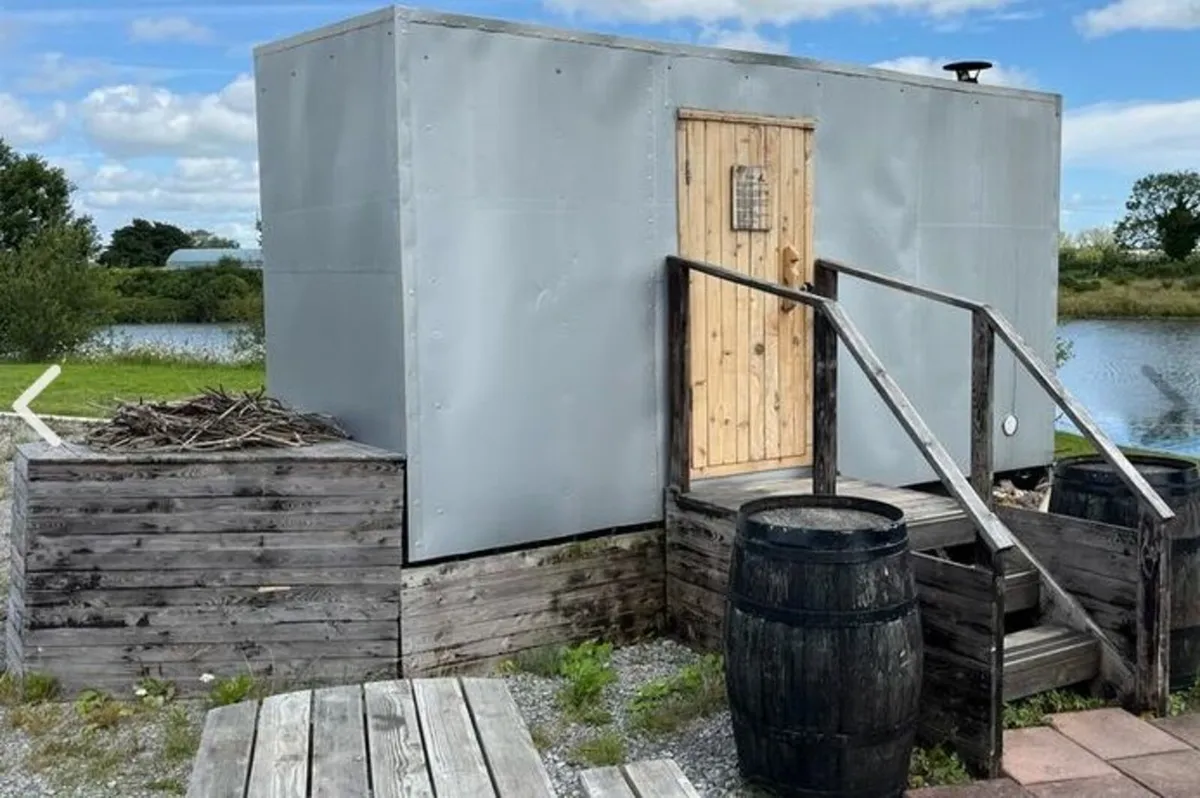 Mobile Rustic Sauna for 12 - Image 4