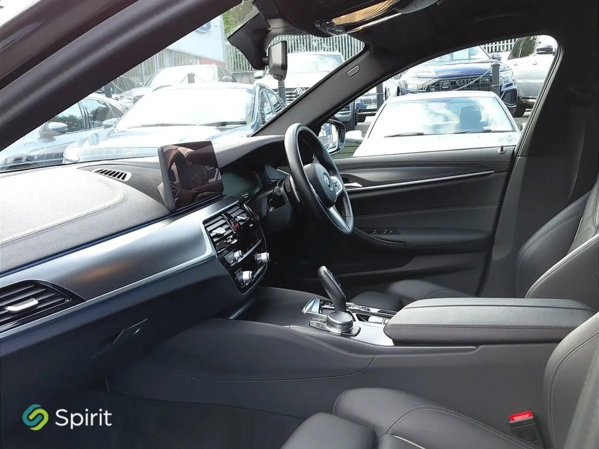 BMW 5 Series 530E M Sport Hybrid Full Leather Cal - Image 4