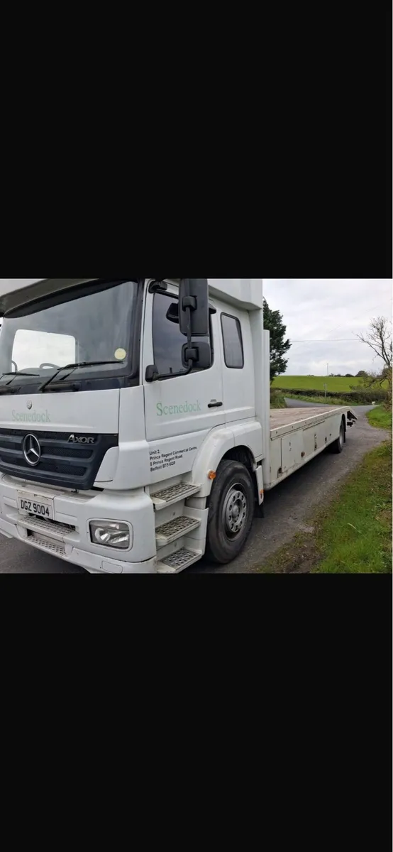 2006 Mercedes axor - Image 2
