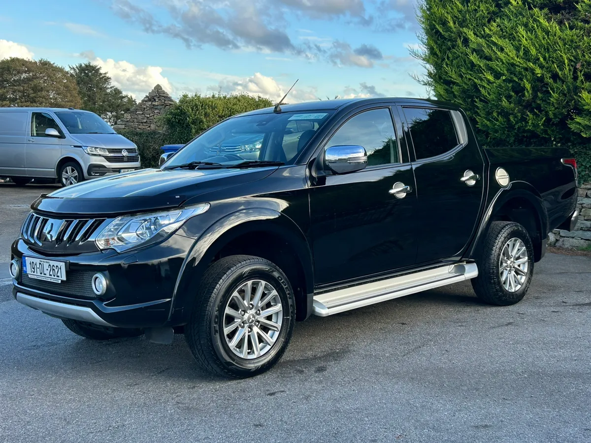 2019 Mitsubishi L200 Barbarian Manual - Image 4