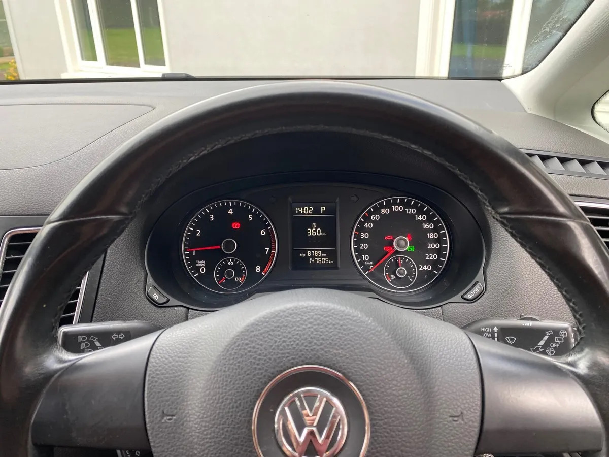 Volkswagen Sharan 2012 - Image 3