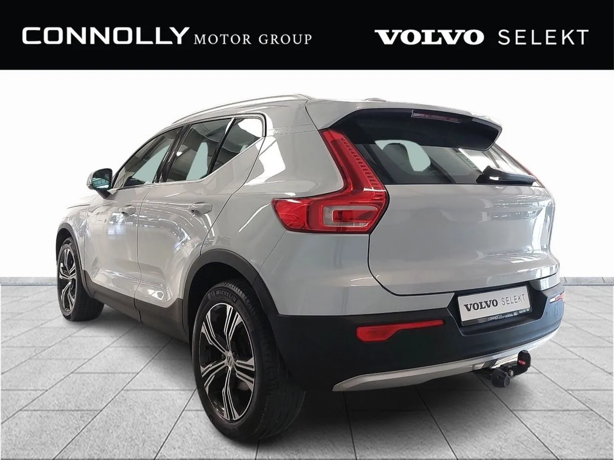 Volvo XC40 Inscript Pro T5 Phev  428pm - Image 4