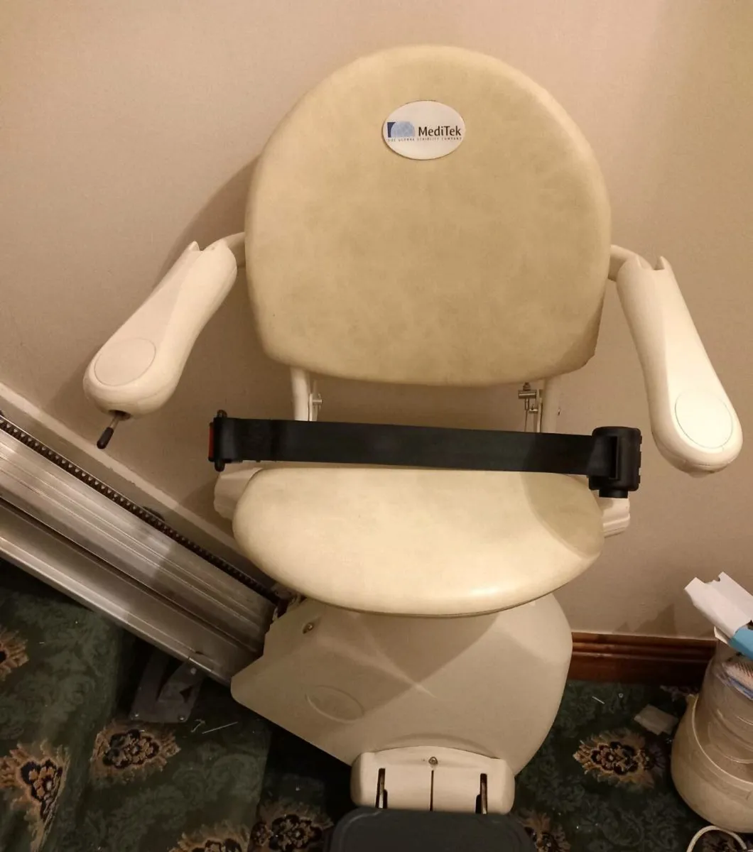 Meditek Straight Stair Lift – Excellent Condition - Image 3