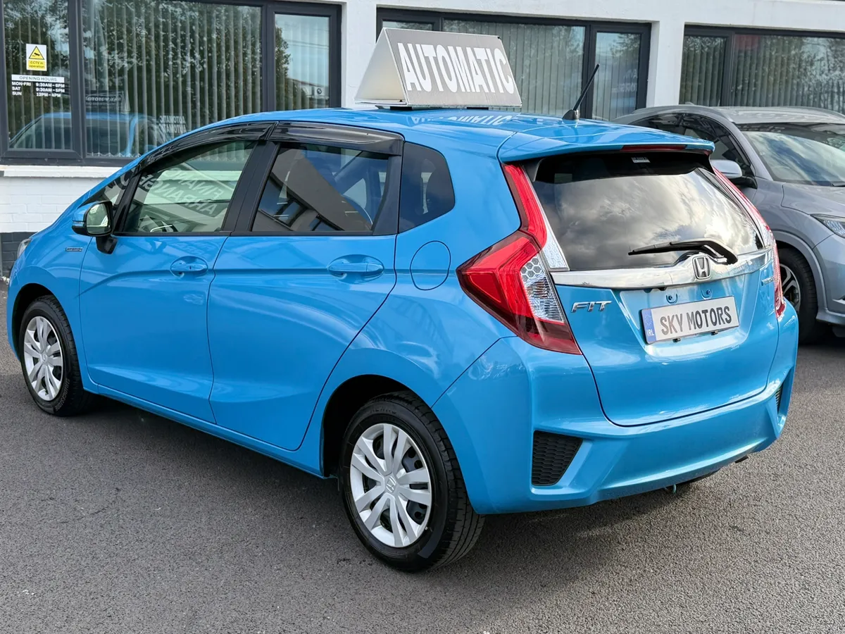 2015 Honda Jazz/Fit1.5 Hybrid,Top Specs ,60K Miles - Image 4