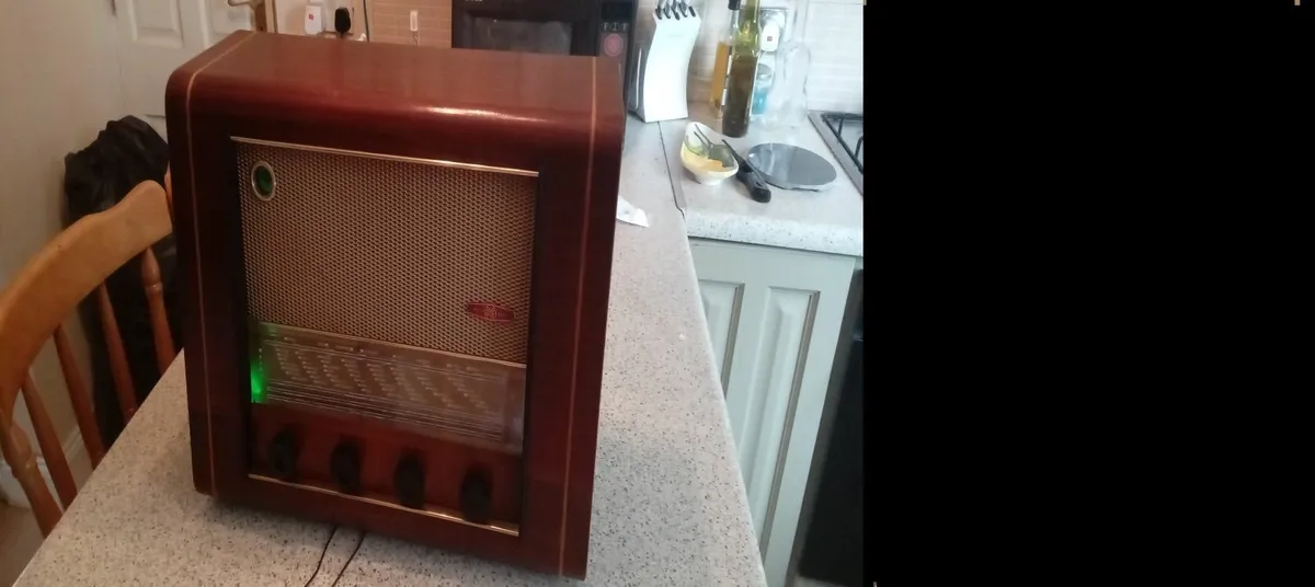 Vintage Radio - Image 2