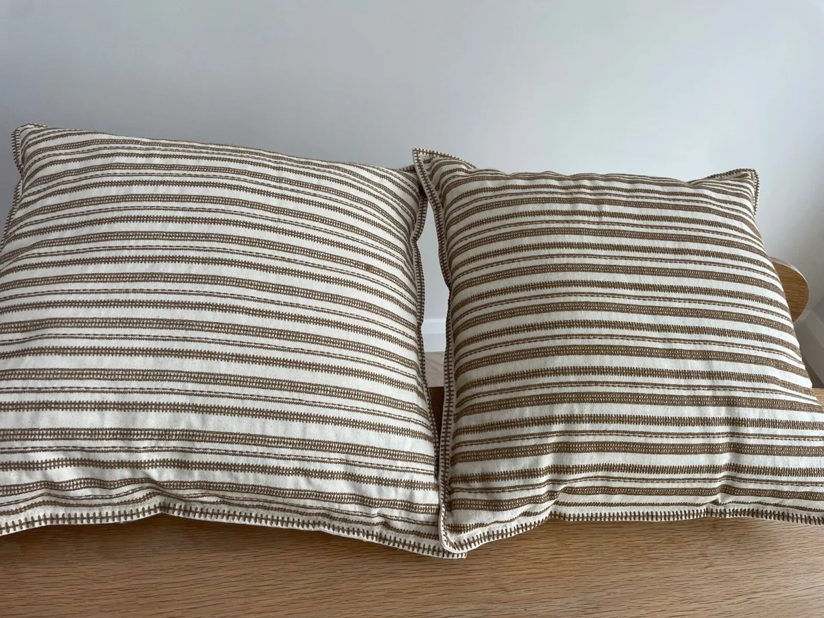 Cushions - Image 3