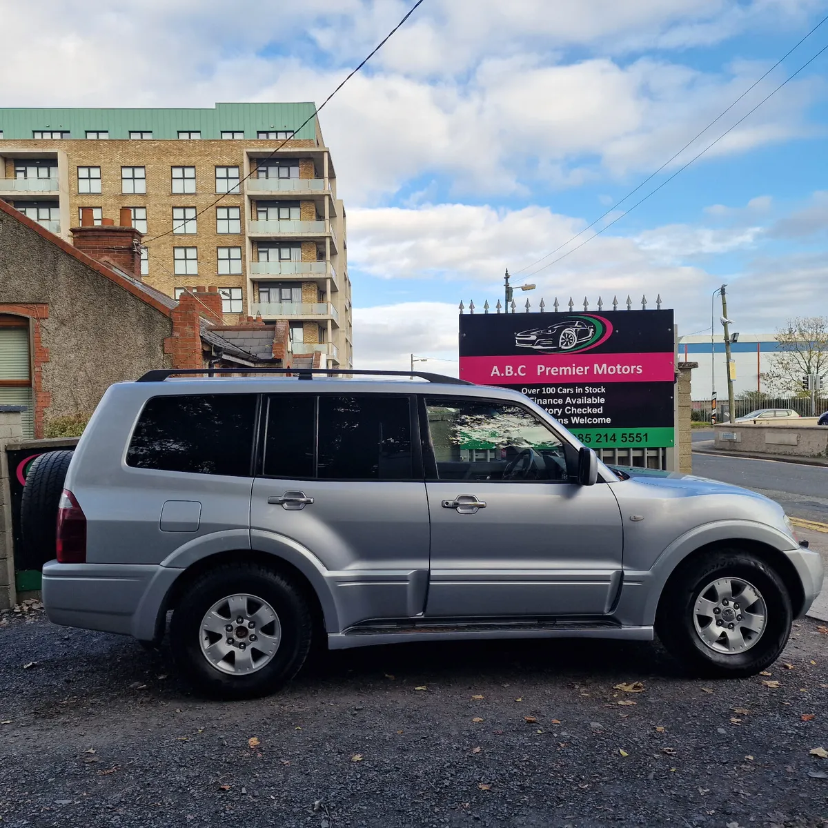 Mitsubishi Pajero 4x4 Doe 09/26 - Image 2