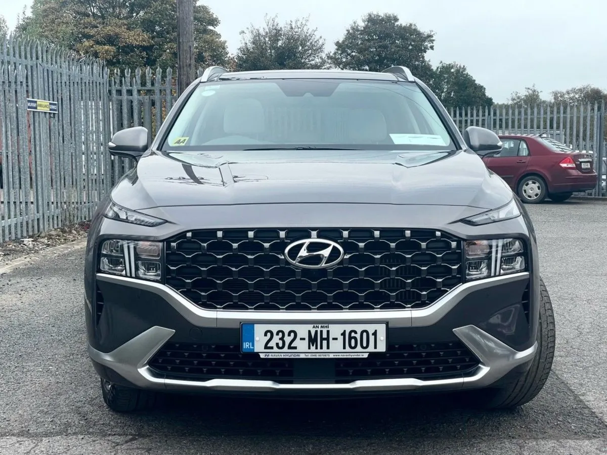 Hyundai Santa Fe 1.6 Phev 4WD Premium Auto - Image 2