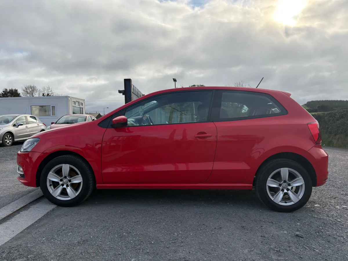 Volkswagen Polo 2015 - Image 4