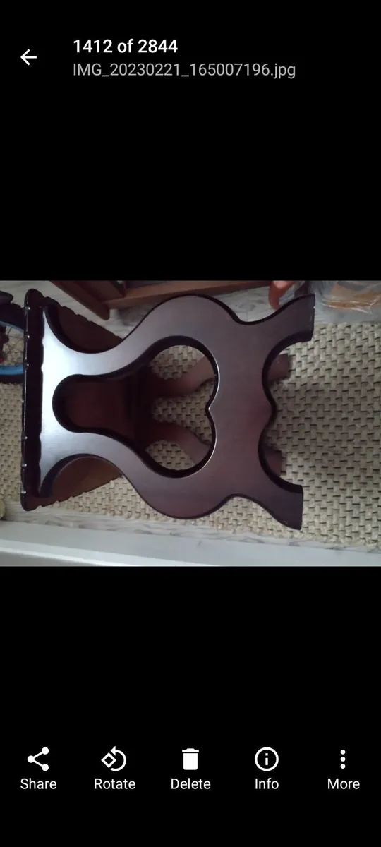 Antique mahogany side table with shelf - Image 4