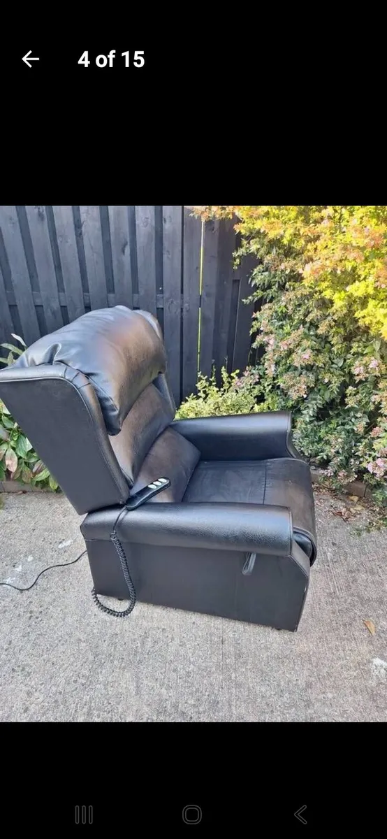 Electric riser recliner armchair - Image 4