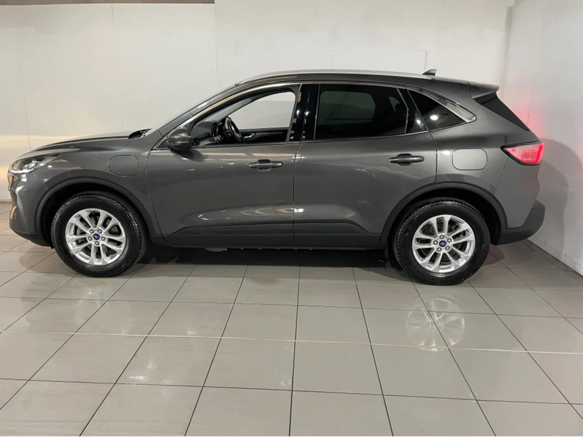 Ford Kuga TITANIUM 2.5 AUTOMATIC HYBRID - Image 3