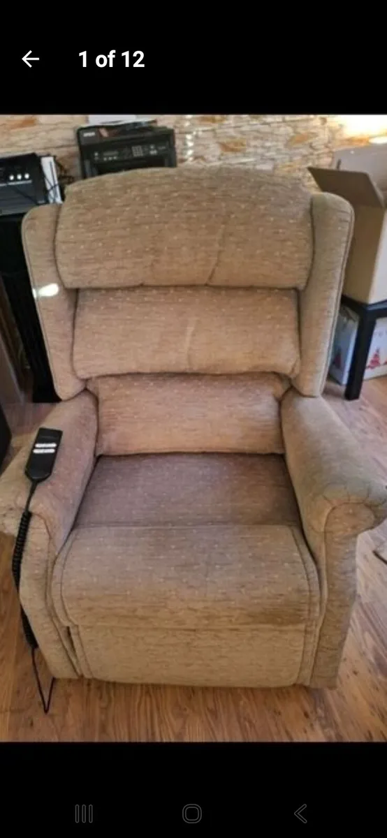 Riser recliner electric armchair - Image 2