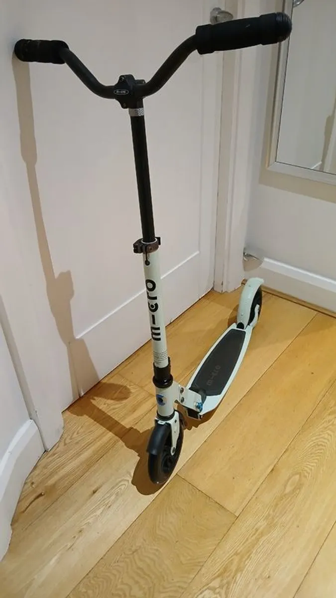 Speed Deluxe Scooter Micro