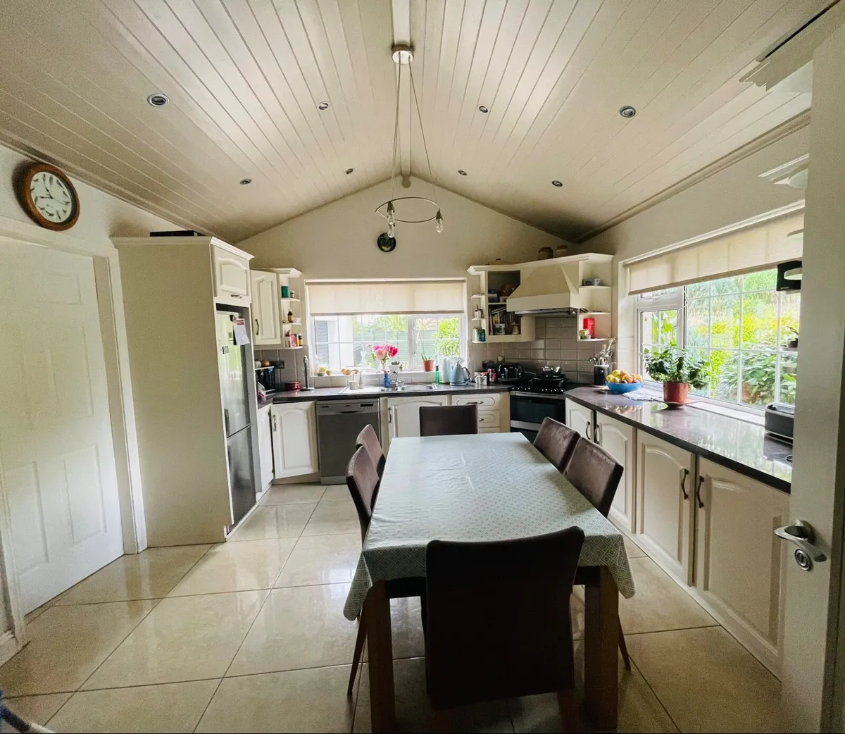 Kitchen units , Worktop and appliances - Image 1