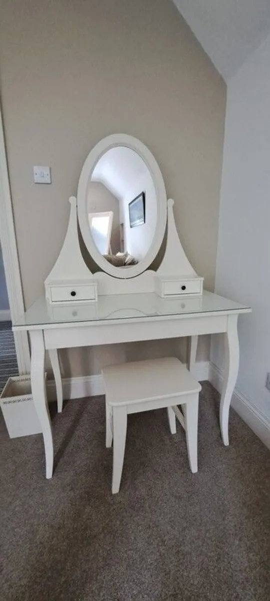 Dressing Table with mirror - Image 3