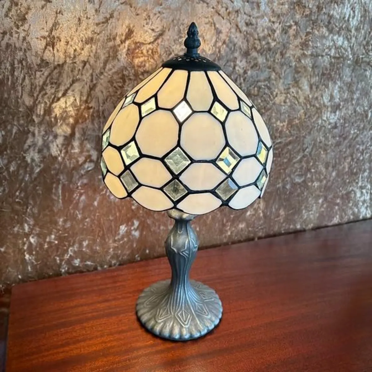 White shaded tiffany table lamp
