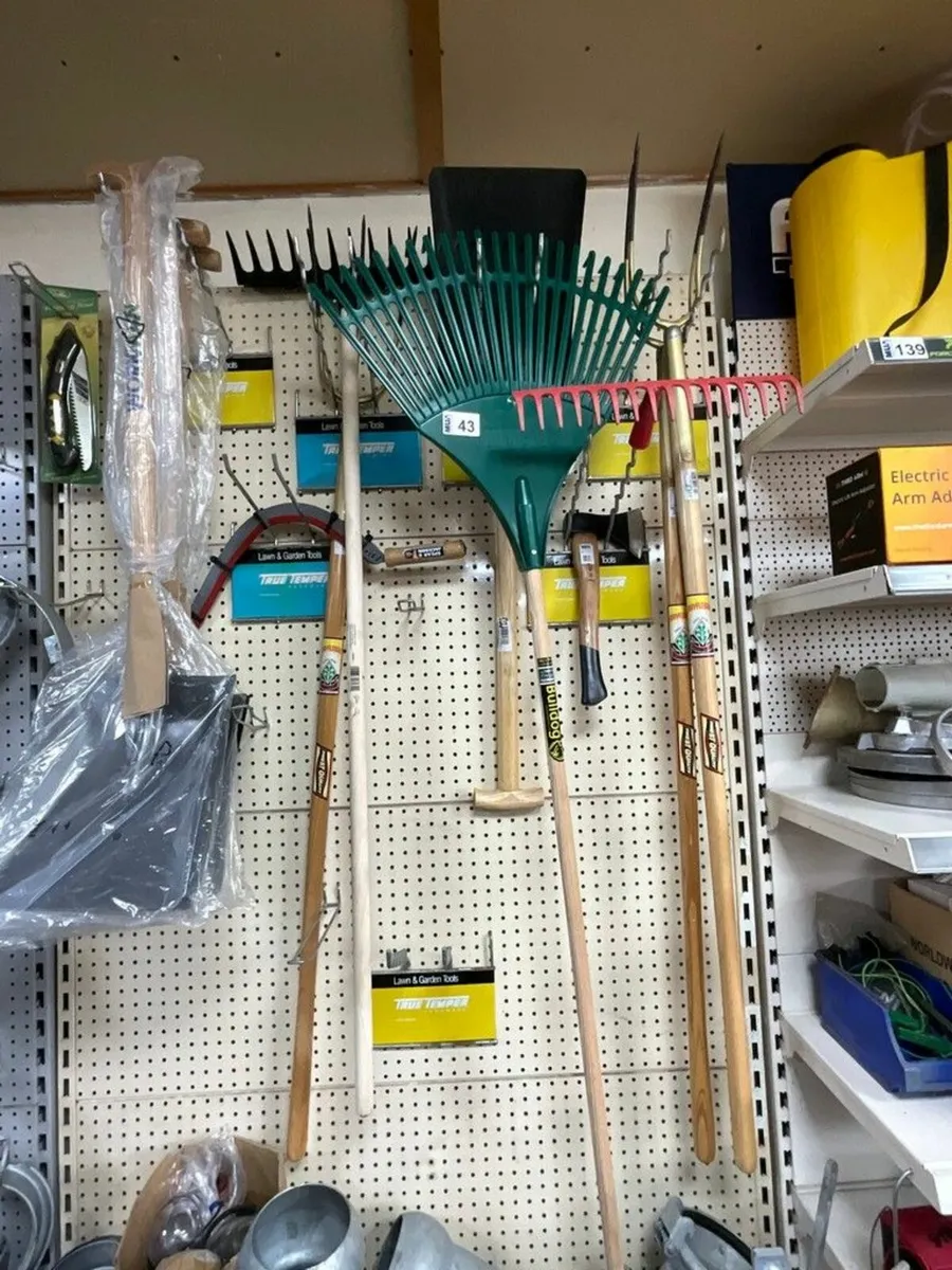 FARM SUPPLIES RETIREMENT AUCTION - Image 2