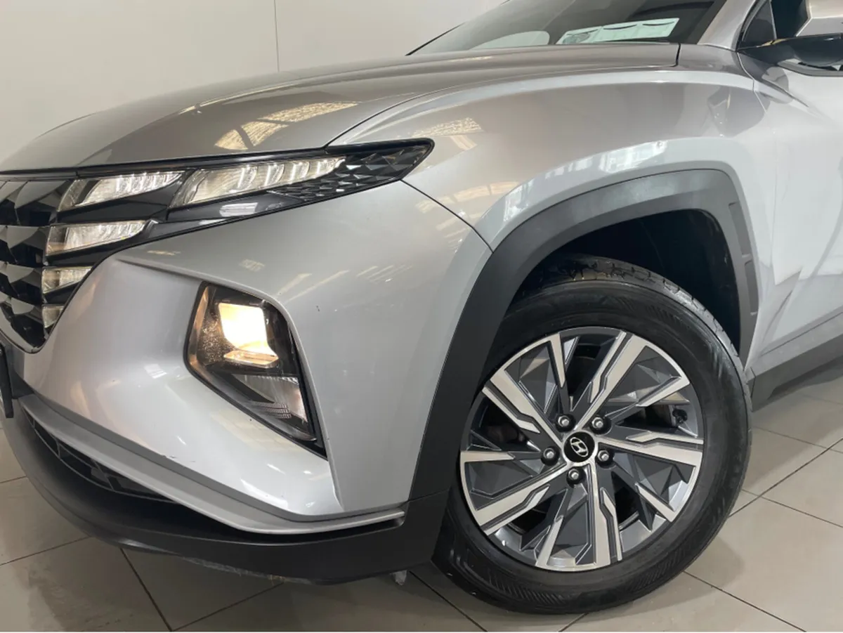 Hyundai Tucson EXECUTIVE HEV AUTOMATIC 5DR AUTO  F - Image 3