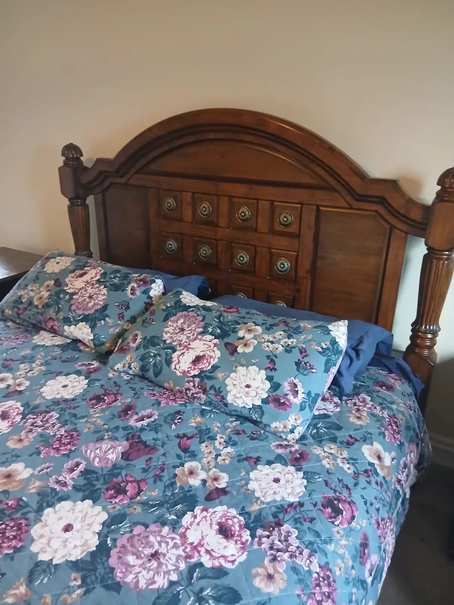 Mahogany Superking bedroom set - Image 3