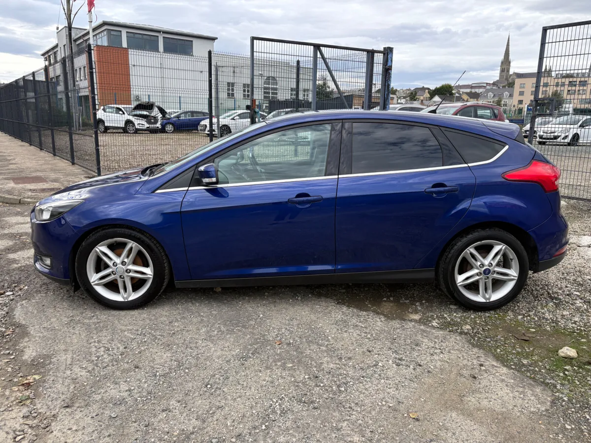 Ford Focus 2015 - Image 4
