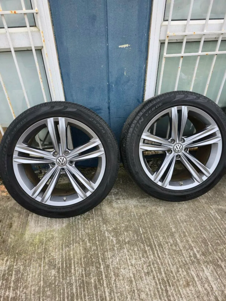 19" Genuine Sebring 5x112 Alloys Clean Set - Image 2