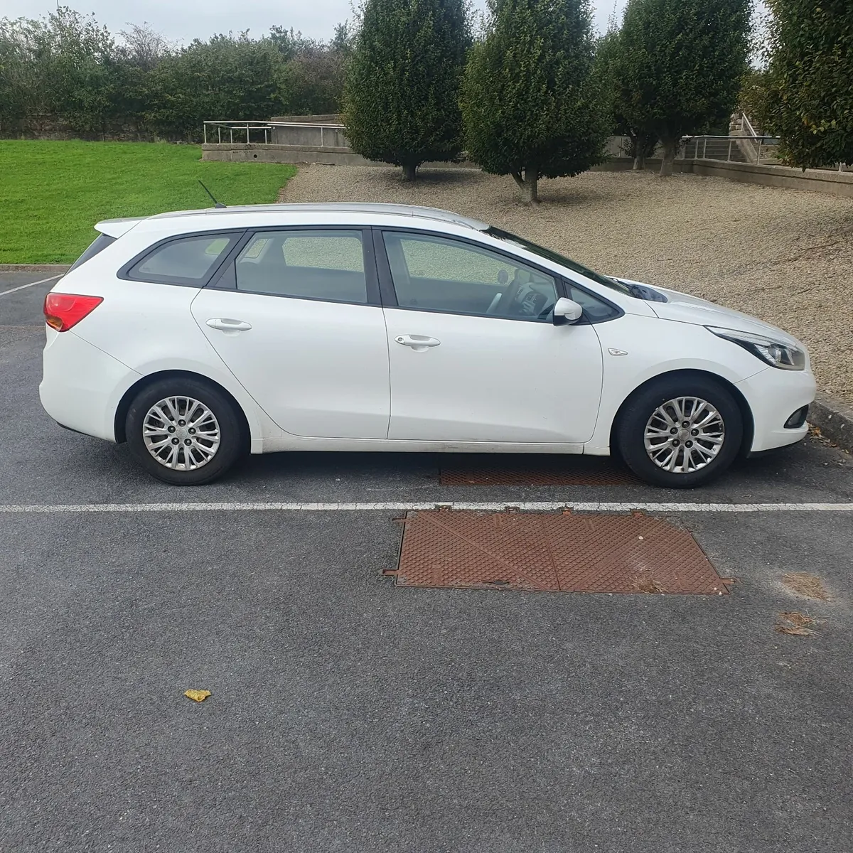 Kia Ceed 2015 - Image 2