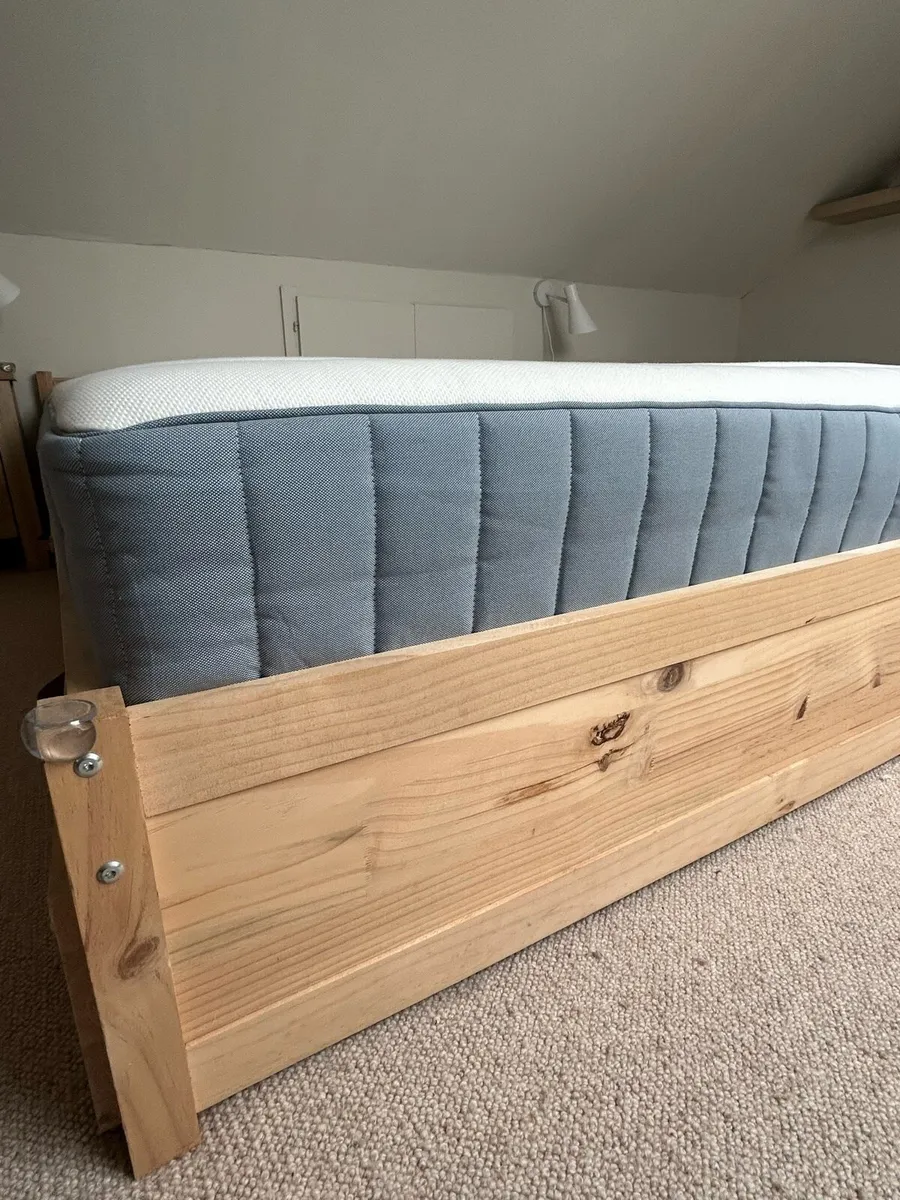 Super king wood bed with mattress - Image 2