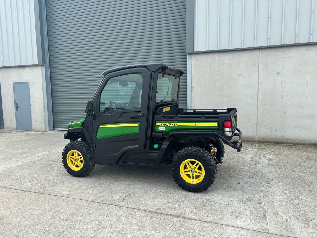 2018 John Deere XUV65m Gator - Image 2