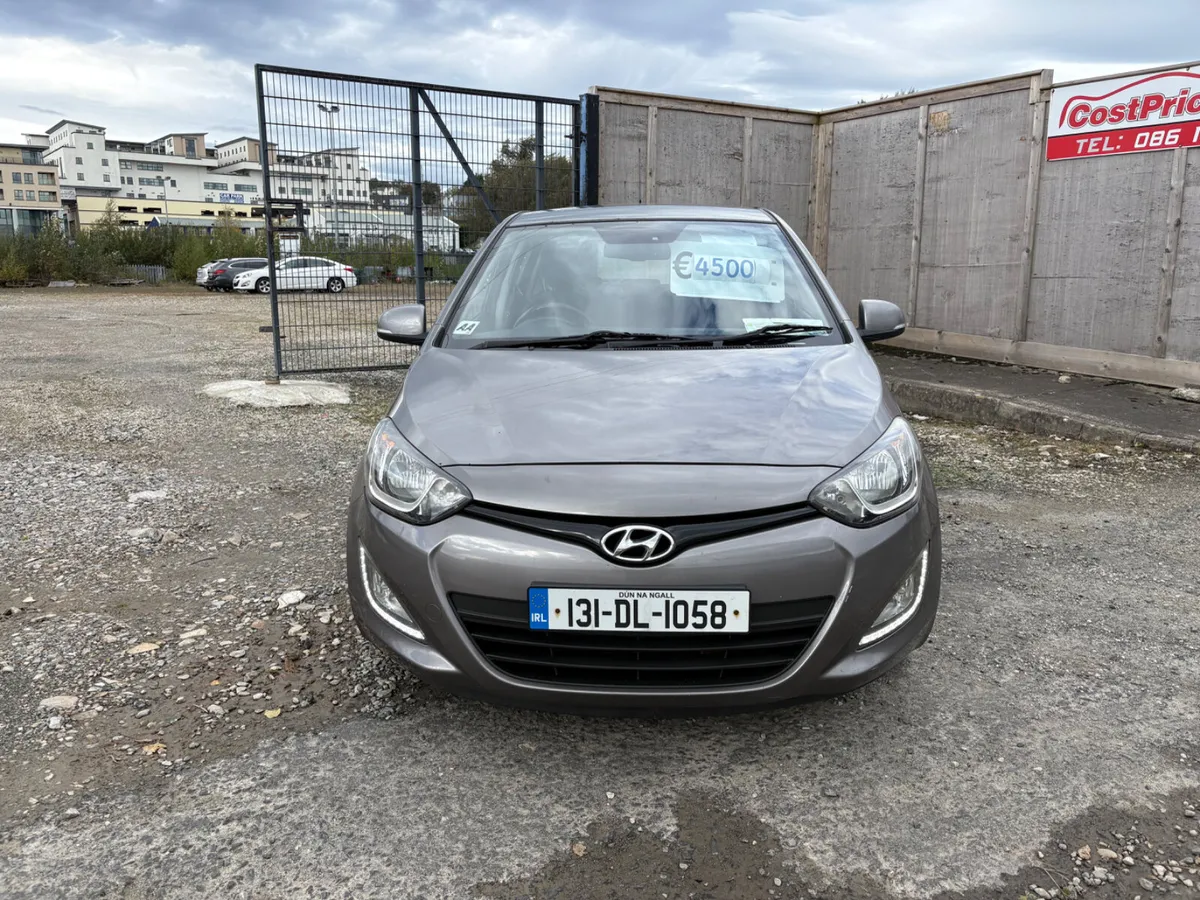 Hyundai i20 2013 - Image 2