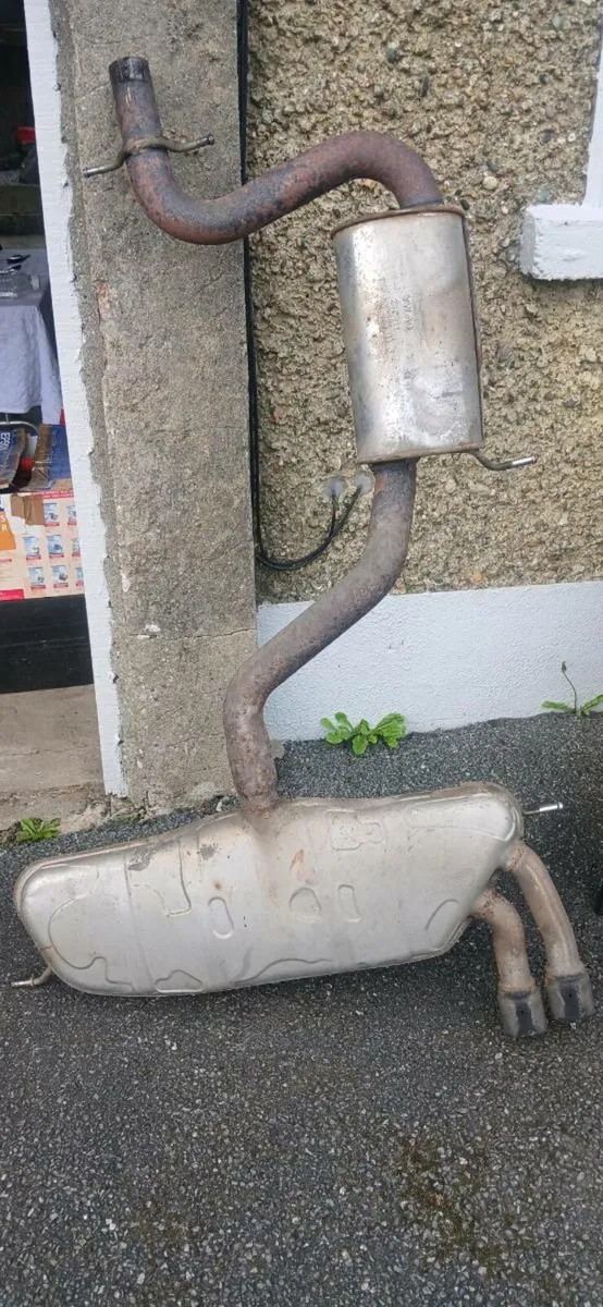 VW MK5 GTI EXHAUST - Image 1