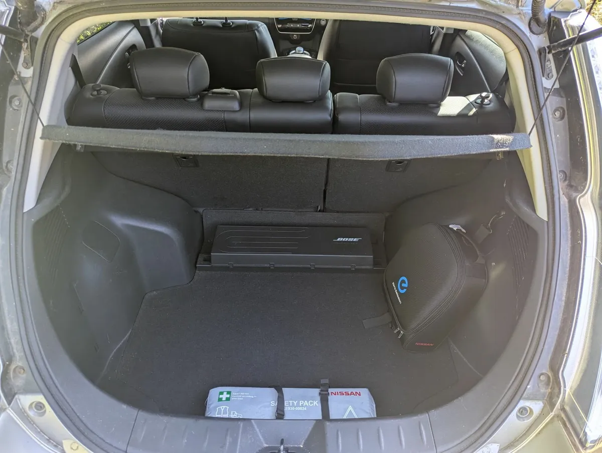 Nissan Leaf 2017 EV low mileage - Image 4