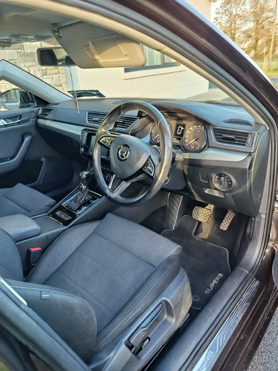 Skoda Superb 2016 - Image 3